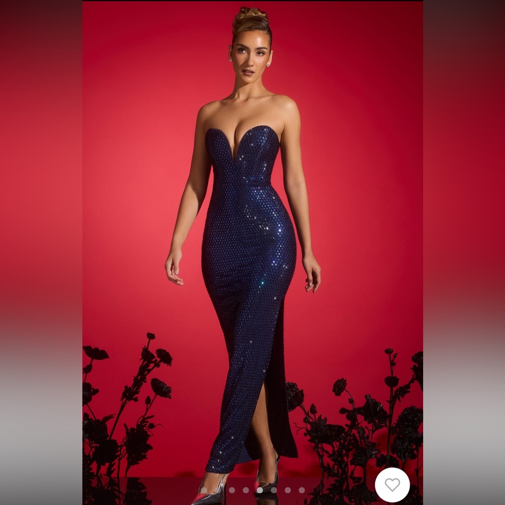 The perfect gown! Sweetheart jewel embellished gown with detachable straps.